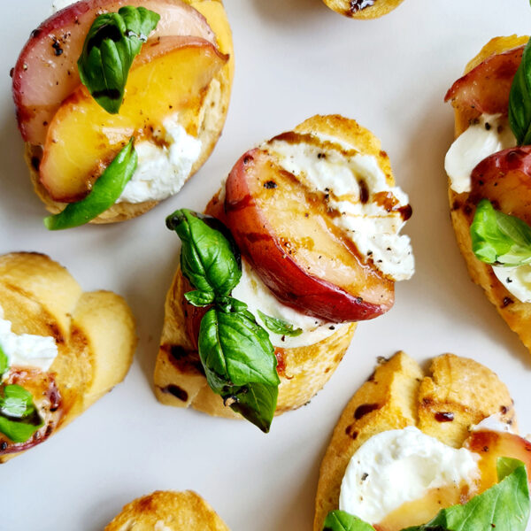 Peach Bruschetta with Burrata: Easy Summer Appetizer Recipe